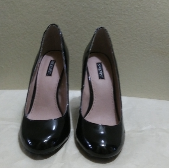 Shoemint "Rozemary" Heels - Picture 10 of 16